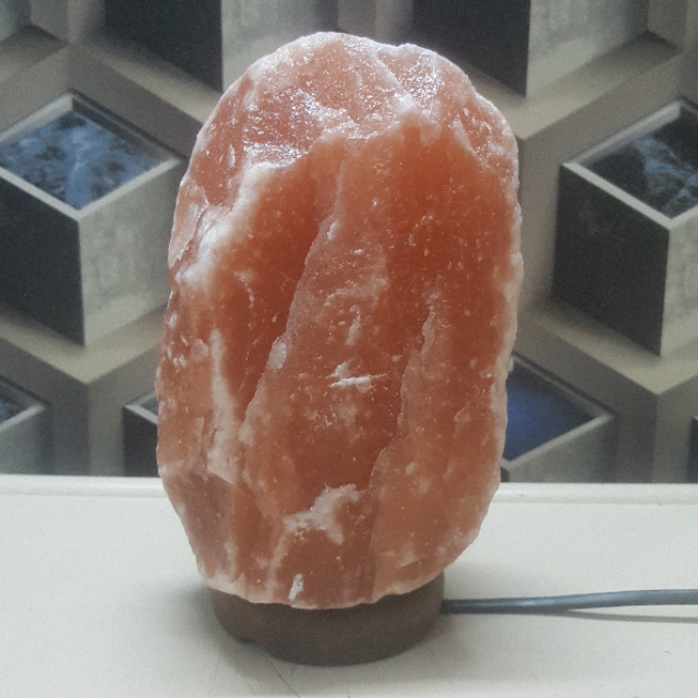 himalayan dark red salt crystal natural lamp