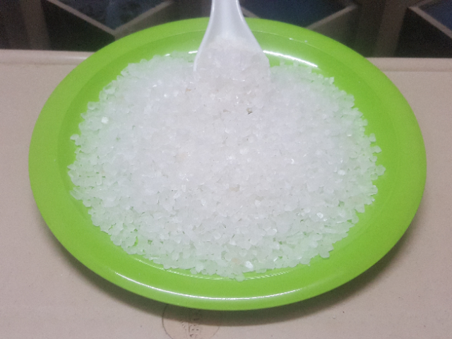 himalayan white salt crystal (small grain)